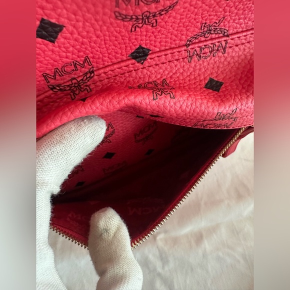 Mcm pink backpack with dust bag - Picture 14 of 16